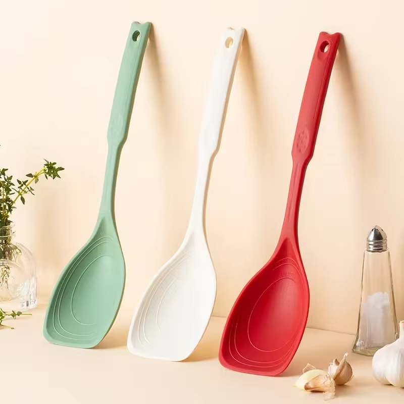 Multifunctional Silicone Spatula Spoon Comfortable Grip  Non-slip Handle Cookware Mixing Spoon Silicone Tableware Spoon