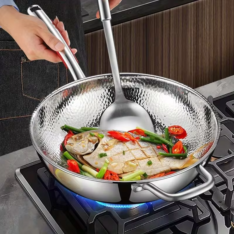 30cm Pure Titanium Round Bottom Wok Uncoated Non-stick Pan Can Be Used in Concave Induction Cooker, Household Stir-frying