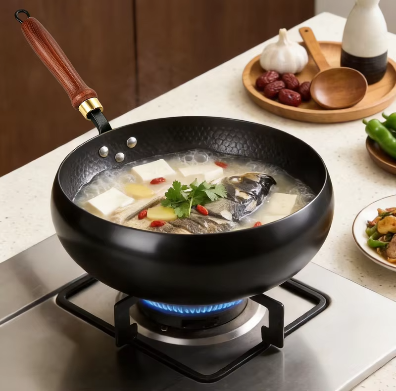 Household Frying Pan Multi-Purpose Stir Fry Pot Hand-Forged Hammered Wok Kitchen Cookware Deep Round Bottom Wok for Gas Stove and Induction Cooker